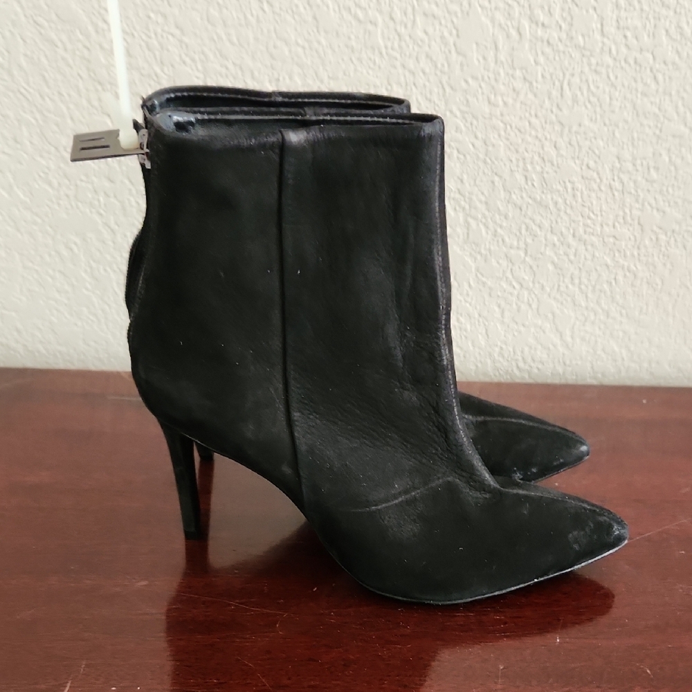 Schutz Black Leather Ankle Boots